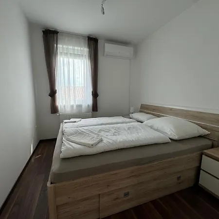Pauzo Panorama شقة *